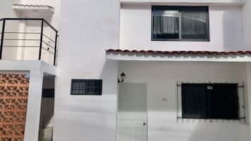 Apartment, 2 Bedrooms, Smoking, Patio | Exterior detail