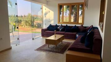 Villa, 3 Bedrooms, Smoking, Private Pool | Living area