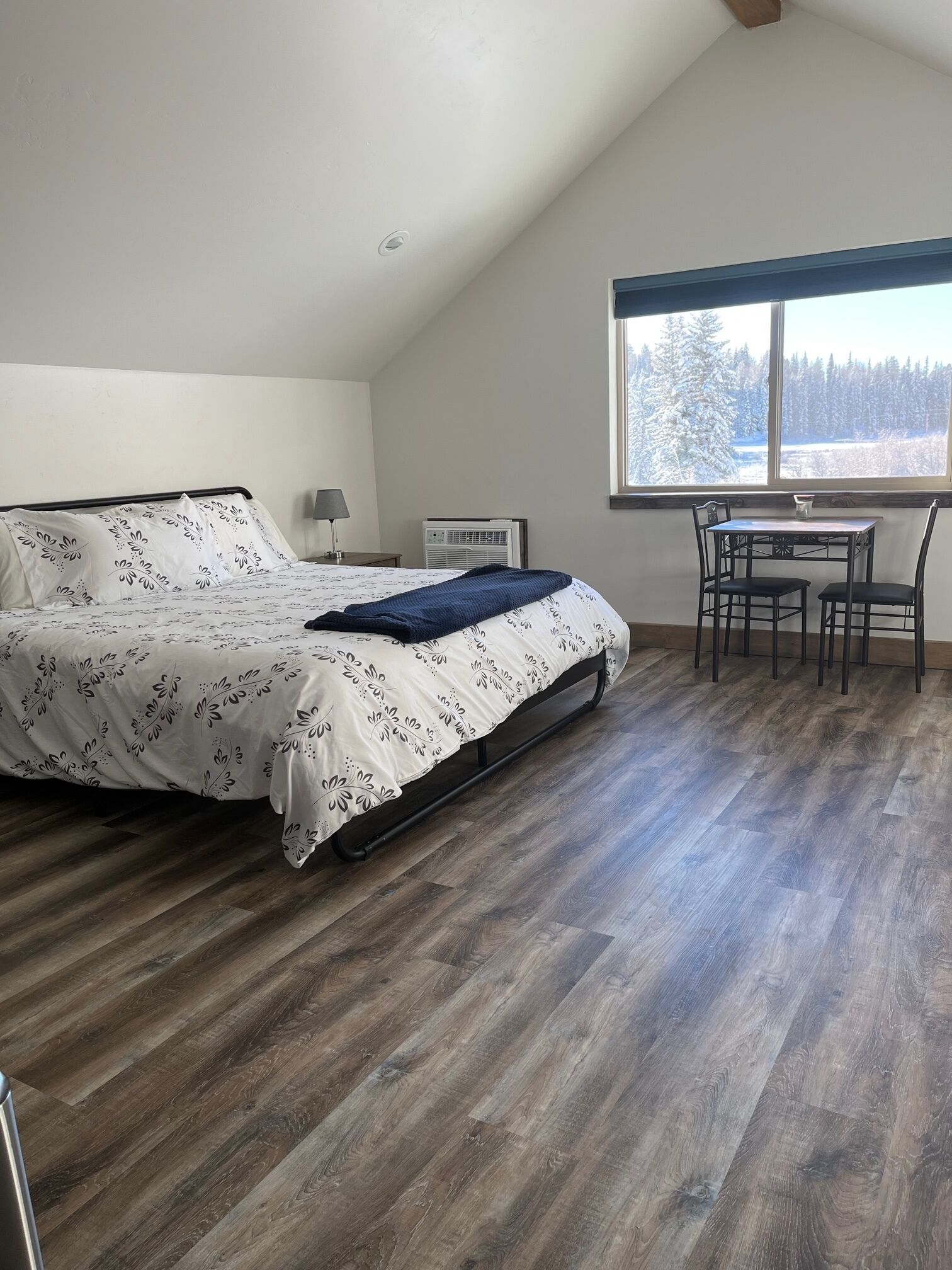 1 soverom, skrivebord, wi-fi og sengetøy