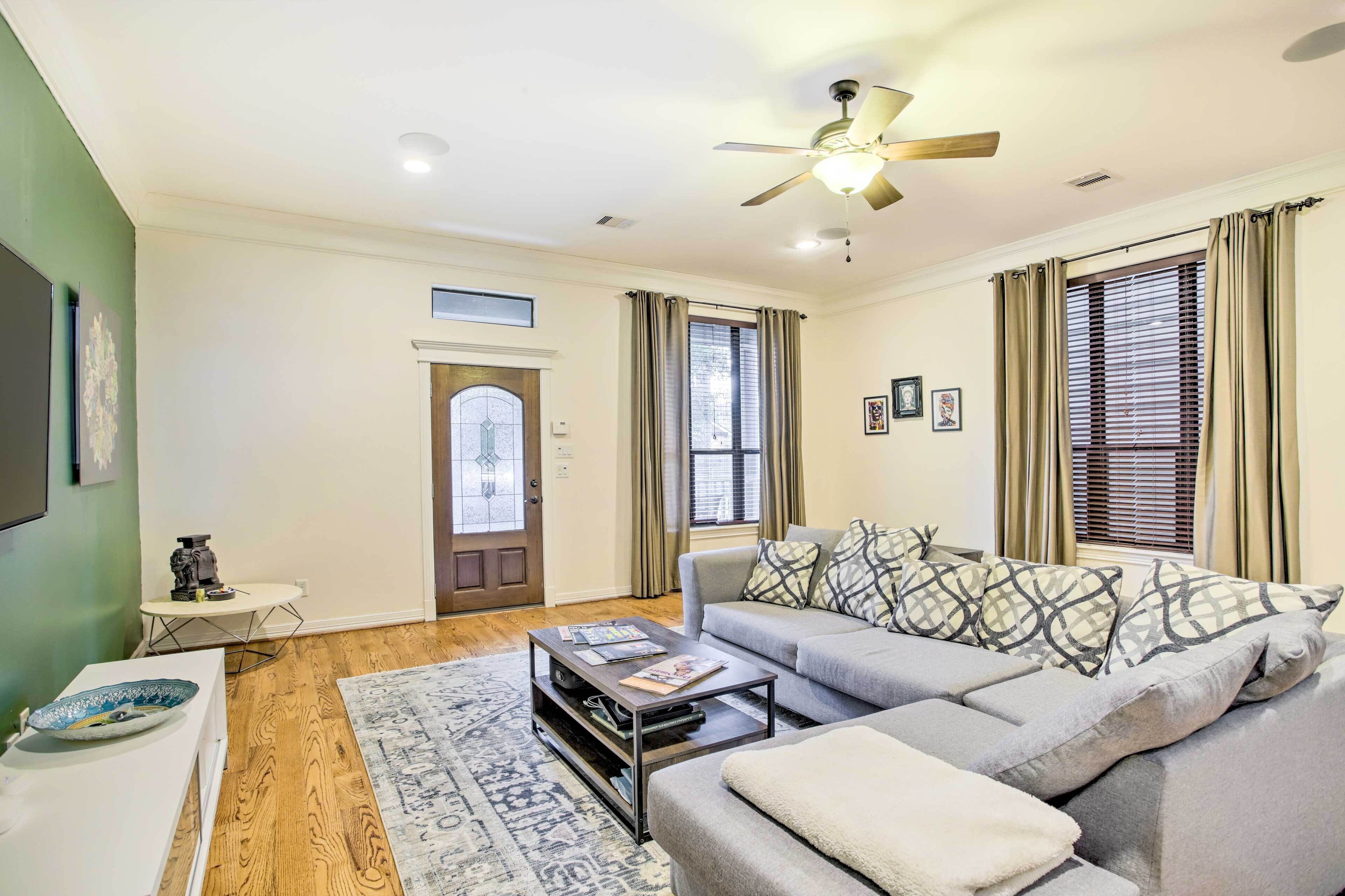 Gorgeous Houston Home ~ 5 Mi to Central Dtwn!