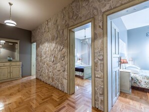 3 Schlafzimmer, Bügeleisen/Bügelbrett, Internetzugang, Bettwäsche