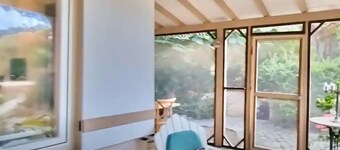 Lovely, romantic cottage in safe Terres Basses