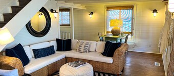 Modernized, 100+ year-old Clear Lake Cottage just steps from the lake & PM Park.