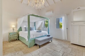 Exclusive Villa | 3 bedrooms, premium bedding, cribs/infant beds, free WiFi - Ocean Breeze Villa with private pool (Kralendijk)