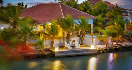 Ocean Breeze Villa with private pool