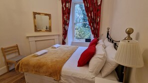 City-Apartment | 2 Schlafzimmer, kostenloses WLAN, Bettwäsche