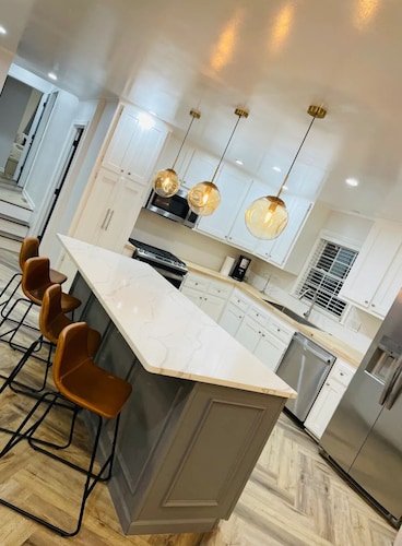 Large home with Separate Apartment & Private Pool