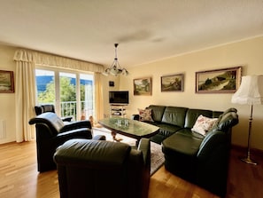 Superior Apartment, 3 Bedrooms, Kitchen, Mountain View | Living area | LED TV, DVD player