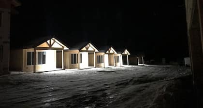 2 Queen Beds, Full Bathroom, Shared Hot Tub, WIFI