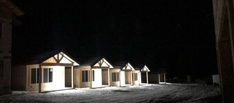 Full Bathroom, 2 Queen Beds, WIFI, Shared Hot Tub