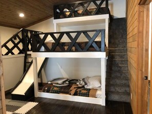 2 bedrooms, free WiFi