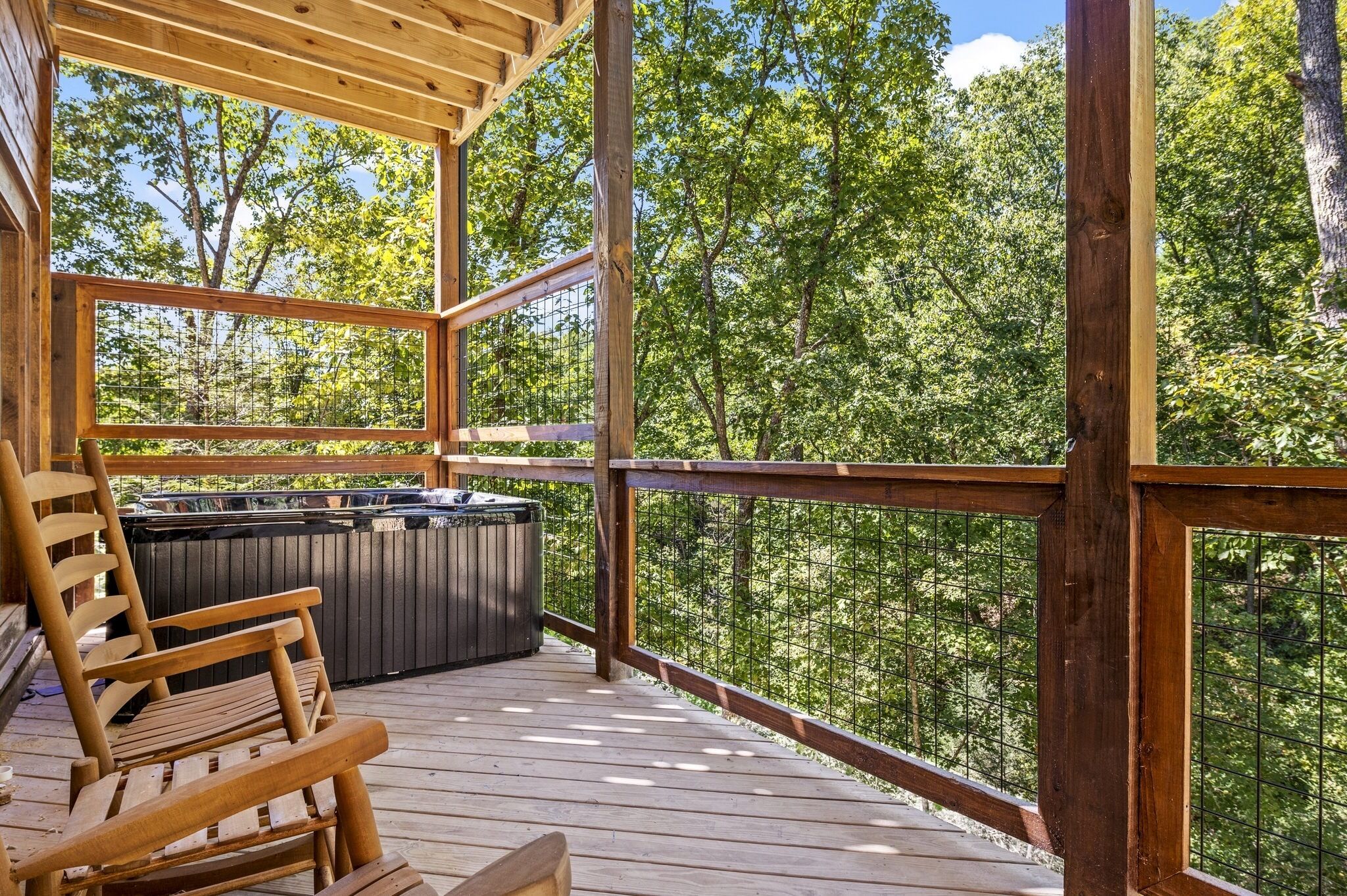 Tina de hidromasaje al aire libre