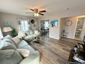 Smart TV - 2 Bdrm, 2 Bath, 2 Blocks from the Beach! (Brigantine)