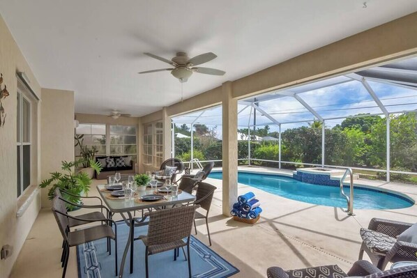 Et oppvarmet basseng