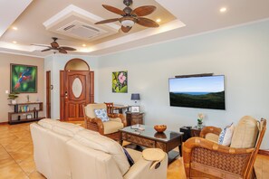 تلفزيون، مكتب