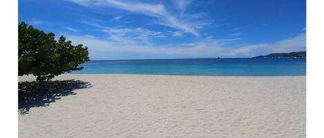 Beach nearby, beach towels