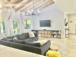 TV