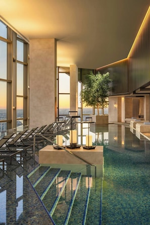 Piscina interna
