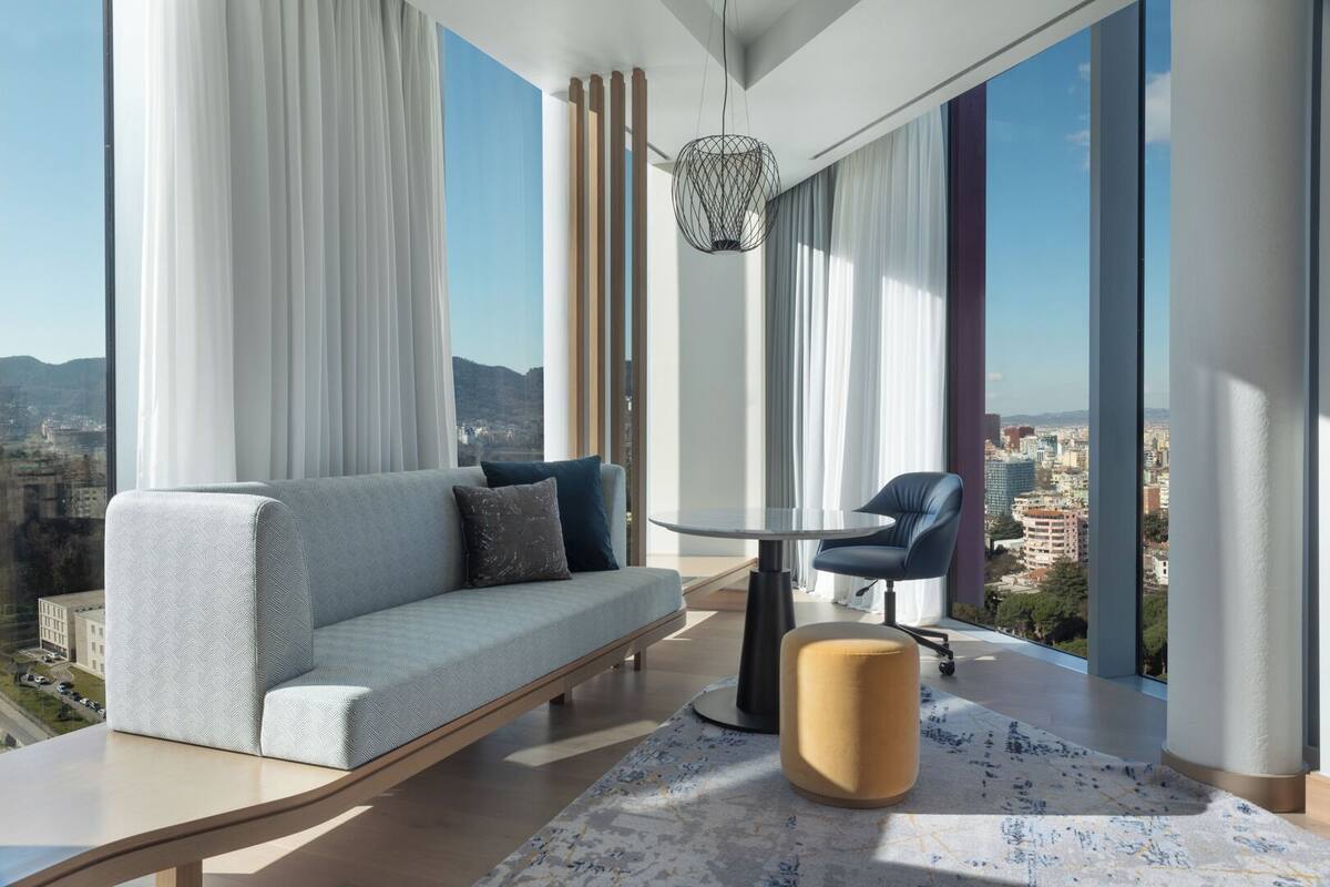 Phòng Suite Junior, 1 giường cỡ king | Quang cảnh thành phố