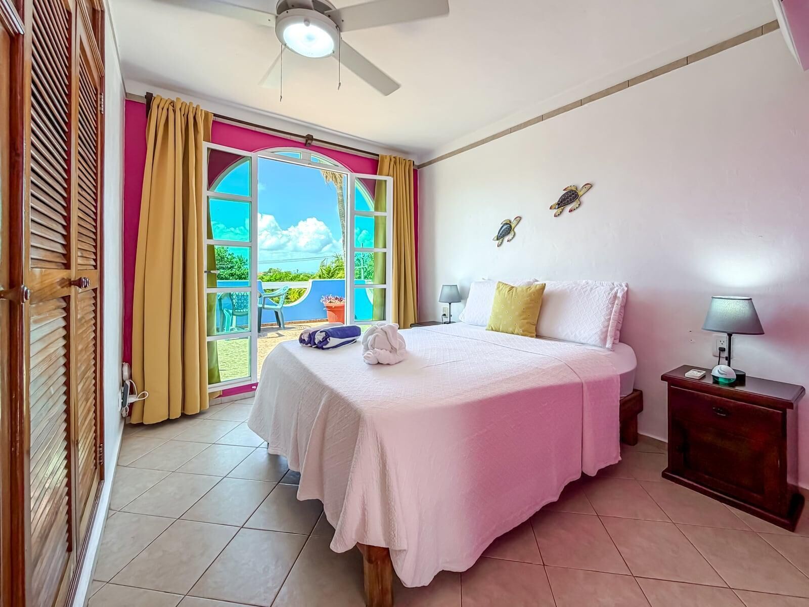 4 dormitorios, wifi gratis, ropa de cama