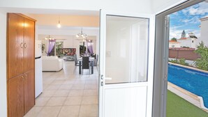 Villa, 3 slaapkamers, privézwembad, uitzicht op tuin | Interieur