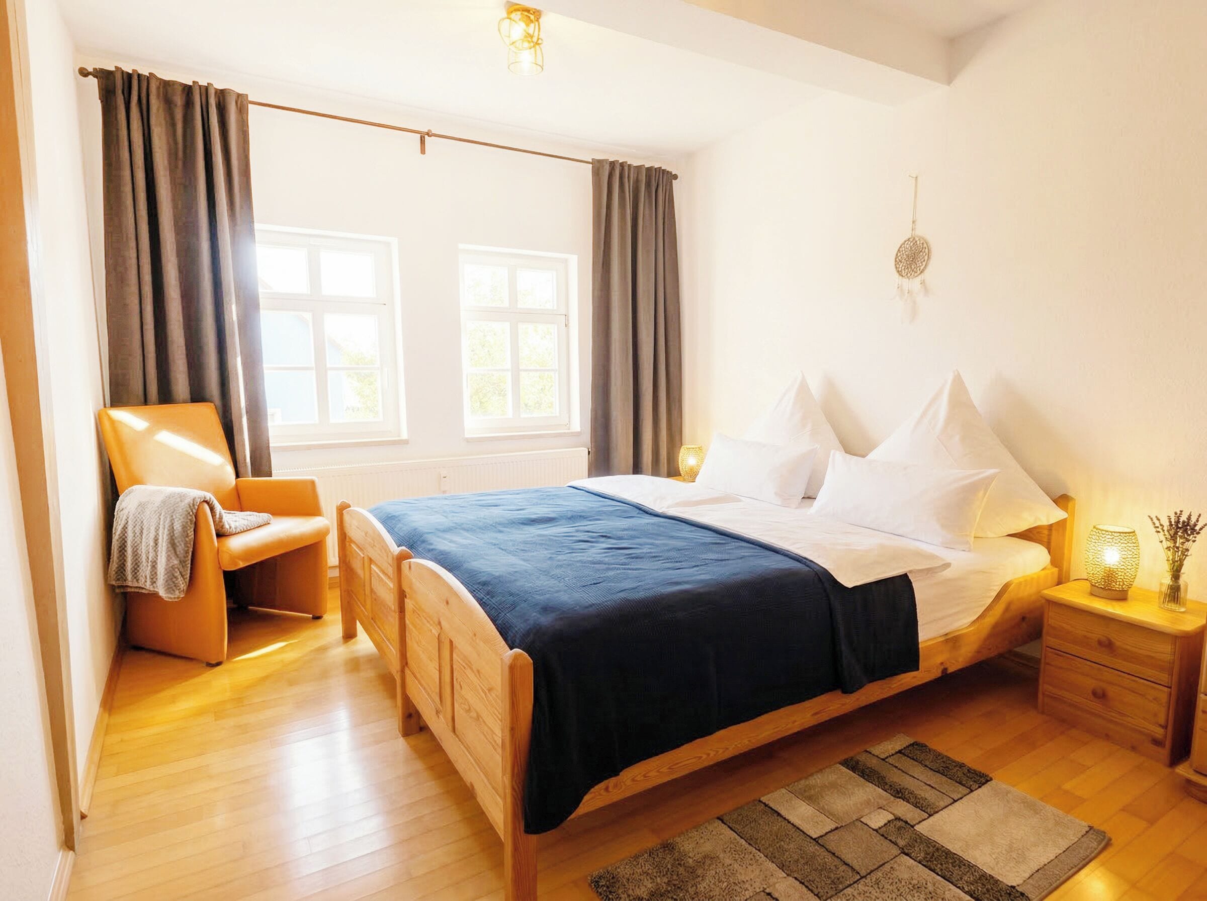 2 bedrooms, desk, iron/ironing board, travel crib