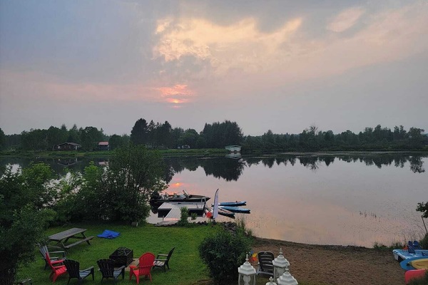Vue sur le lac, à partir du patio
