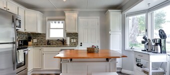 Three Bedroom Aksarben Cottage