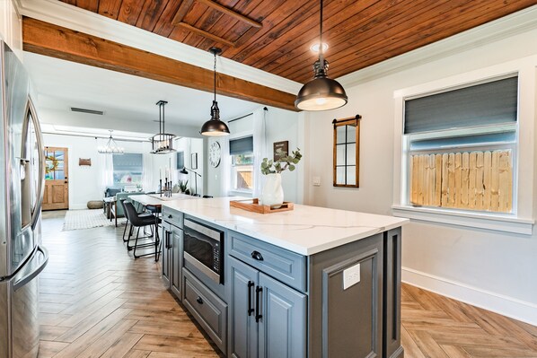 Microwave, oven, stovetop, dishwasher