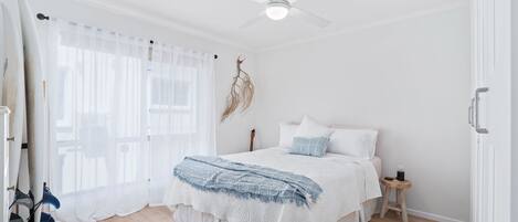 2 bedrooms, WiFi (free), bed sheets