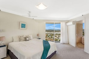2 bedrooms, iron/ironing board, bed sheets
