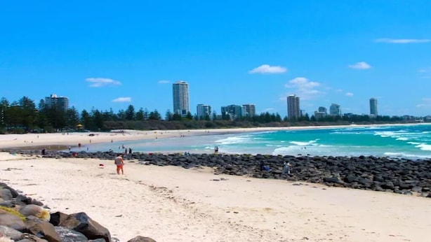 Beach nearby - Burleigh Terraces 34, In the Heart of Burleigh (Gold Coast)