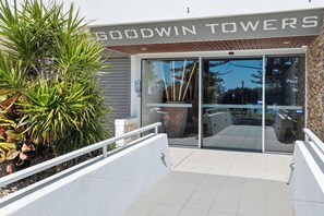 Exterior detail - Goodwin Towers 10, Burleigh Heads. (Gold Coast)