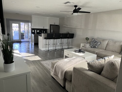Newly Renovated Modern 2 Bedroom 2 Bath Waterfront with Heated Pool