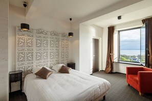 9 chambres, fer et planche à repasser, Wi-Fi gratuit, draps fournis
