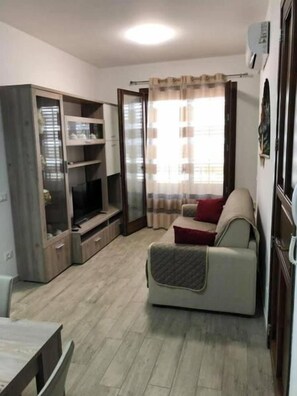 Apartment, 2 Schlafzimmer | Wohnbereich