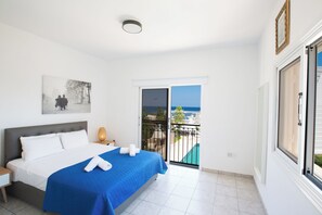 Vila, 4 quartos, piscina particular, vista para o jardim | 4 quartos