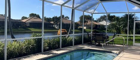 Piscina externa, piscina aquecida