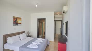 Villa, 3 Bedrooms, Private Pool, Garden View | 3 bedrooms