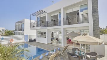 Villa, 3 Bedrooms, Private Pool, Garden View | Pool | Outdoor pool