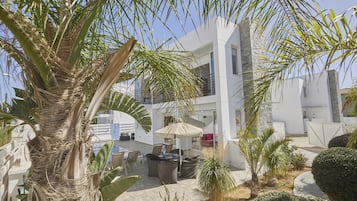 Villa, 3 Bedrooms, Private Pool, Garden View | Exterior