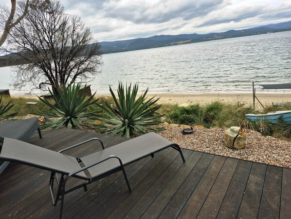 Property grounds - The Nebraska Retreat (Dennes Point)