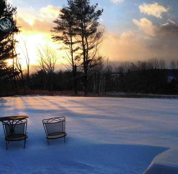Property grounds - Callicoon Cabin - Freedom in Acres of Farmland (Callicoon)