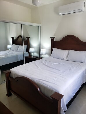 1 Schlafzimmer, WLAN, Bettwäsche