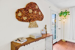 Interior - Vineyard View Home + Complimentary Wine Tasting (Calistoga)