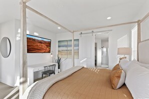 4 bedrooms, travel crib, free WiFi, bed sheets