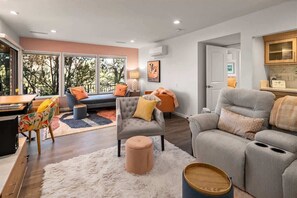 TV, fireplace, offices