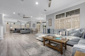 Smart TV, ping pong - Koko Kabana * Golf Cart Included & Private Pool (Destin)