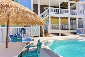 Outdoor dining - 5202 Sunflower Siesta * 3 Min Walk to Beach (Kill Devil Hills)