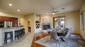Dining - Heated Pool/Spa and Basement Gameroom! (Chandler)